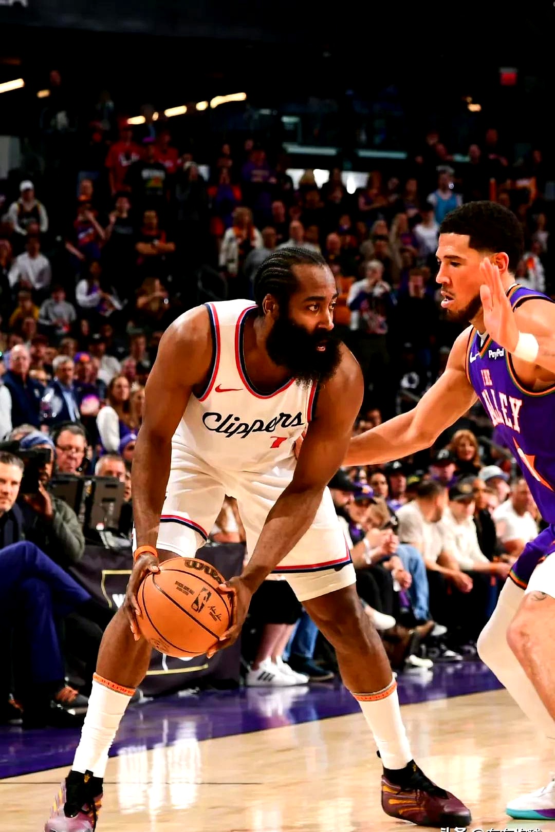 比赛局势复杂引发热议！，哈登在独行侠比赛中晋级下一阶段上演精彩一战(伊朗战争最新局势)-爱游戏下载