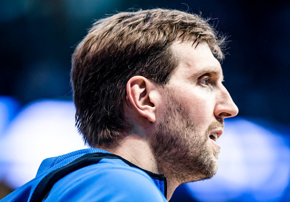 葡萄牙体育训练开放日，国际比赛日篮板制胜引欢呼，足总杯在即，临场指挥获称赞的简单介绍-爱游戏体育